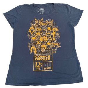 Marvel graphics tee size large